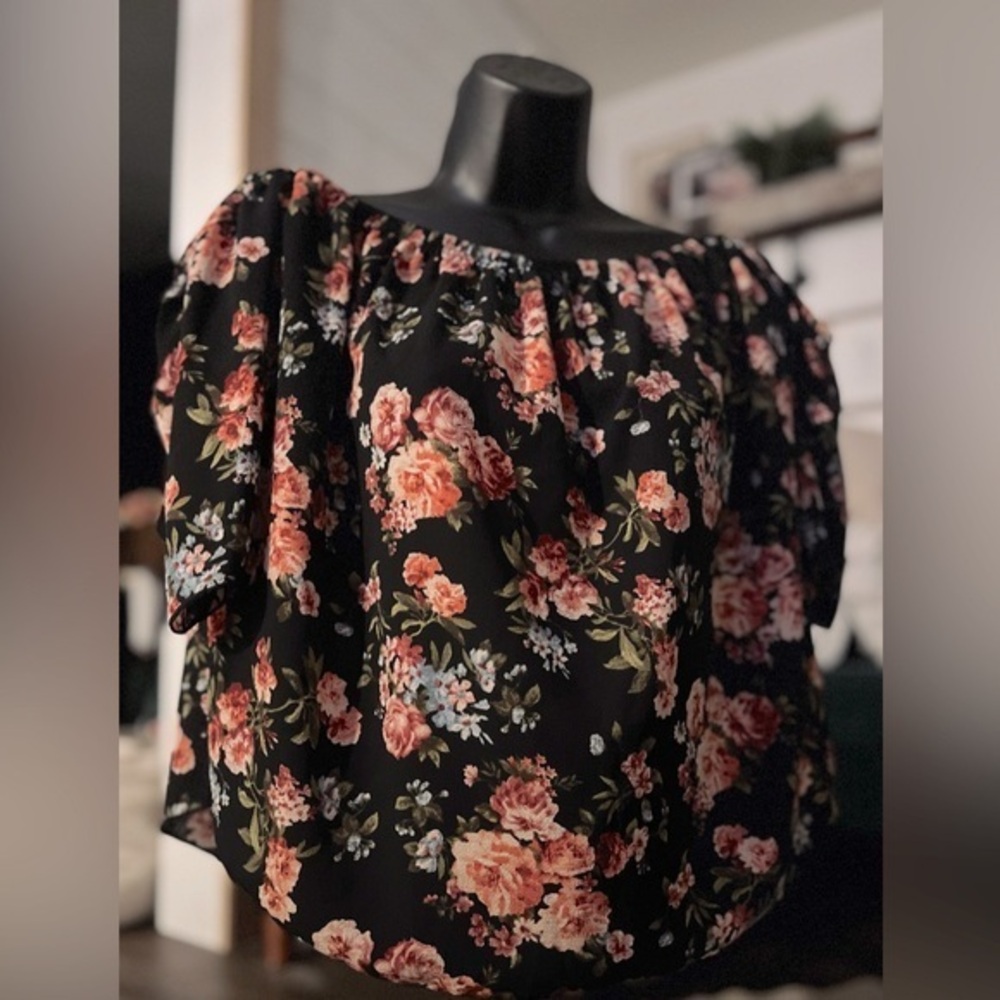 Free Kisses Black Floral Blouse
